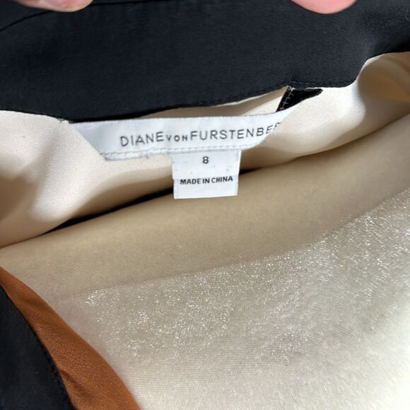 Diane Von Furstenberg Silk Blouse fall size 8 - Picture 9 of 12